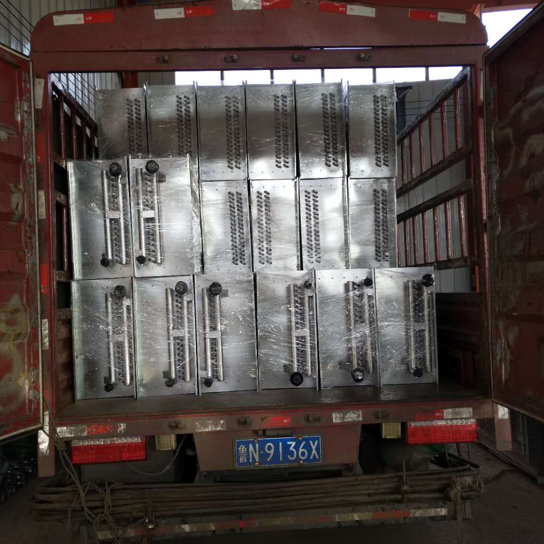 暖風(fēng)機(jī)表冷器發(fā)往山東濰坊 暖風(fēng)機(jī)表冷器發(fā)往山東濰坊