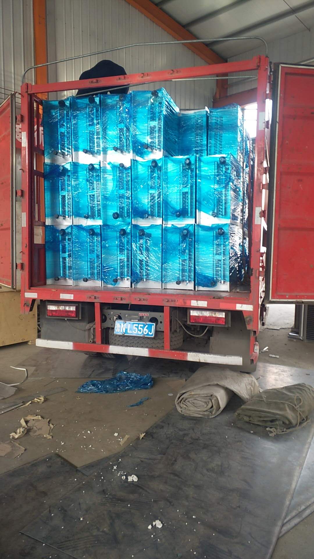 表冷器發(fā)往山東濰坊青州 表冷器發(fā)往山東濰坊青州